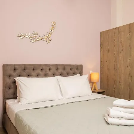 Koukos Loft Hotel de apartamente 4*