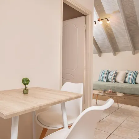 Apartahotel Koukos Loft 4*