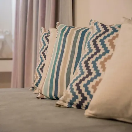 Koukos Loft Apartahotel 4*