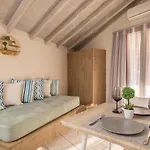 Koukos Loft Hotel de apartamente 4*