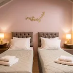Koukos Loft 公寓式酒店 蒂锡利维