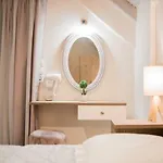 Koukos Loft 公寓式酒店 蒂锡利维