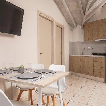 Koukos Loft Aparthotel 4*