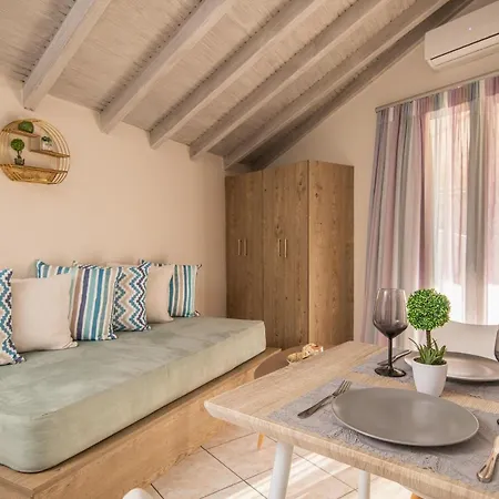 Koukos Loft Apart Otel 3*