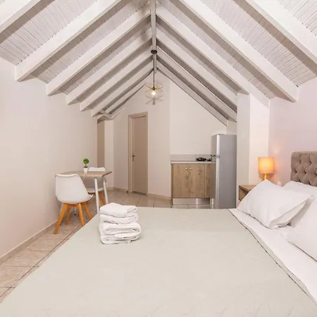 Koukos Loft 4* Planos