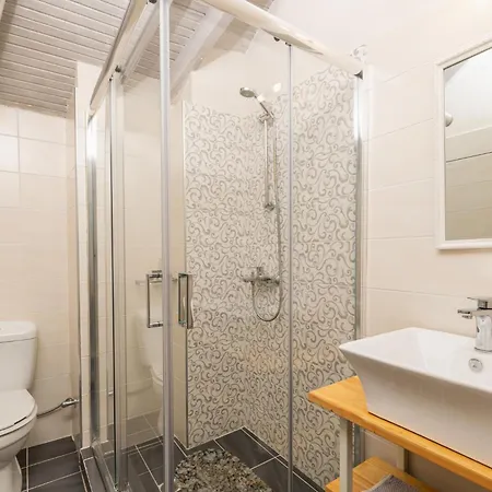 Koukos Loft Aparthotel 4*