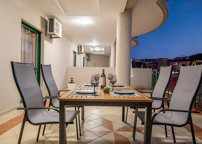 מלון דירות Koukos Loft