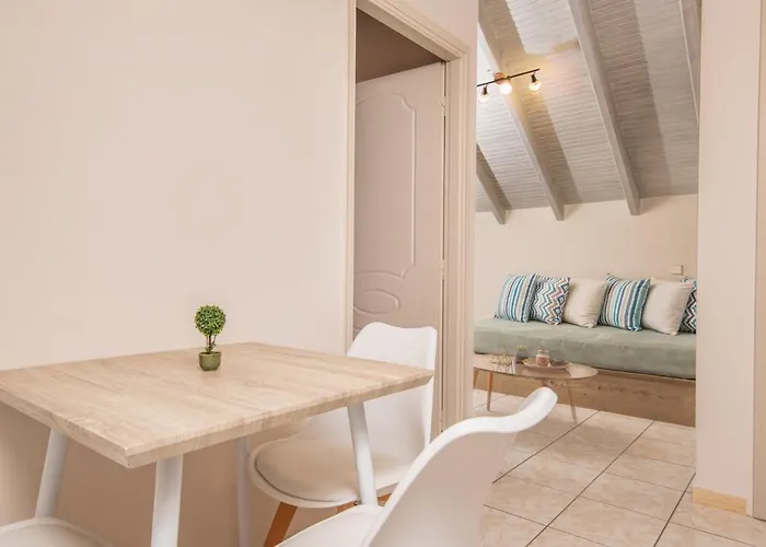 מלון דירות Koukos Loft 4*