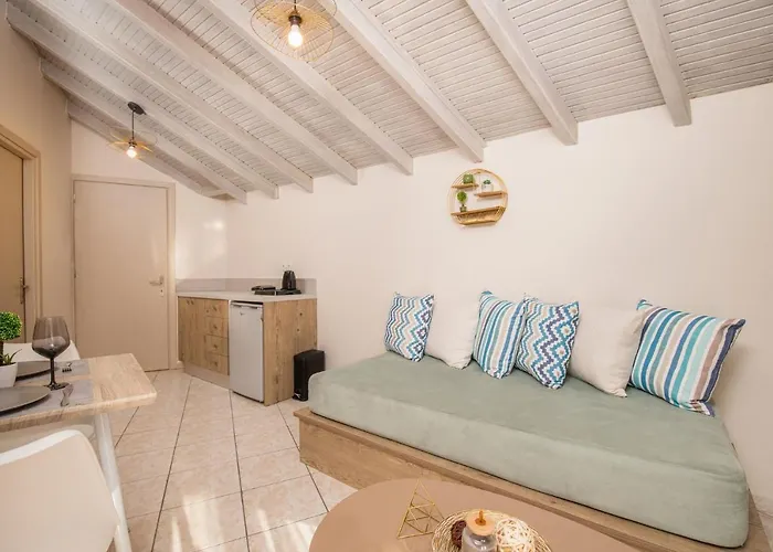 Koukos Loft מלון דירות