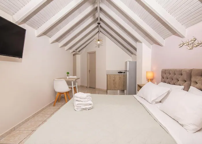 Koukos Loft 4* טסיליבי