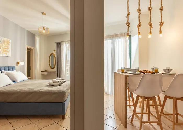 מלון דירות Koukos Loft 4*